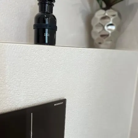 Hagne Deluxe 스플리트